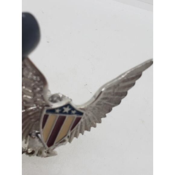 Vintage Silver Eagle Pendant Necklace Patriotic Shield 1970s Large Chain Moves - Picture 5 of 11